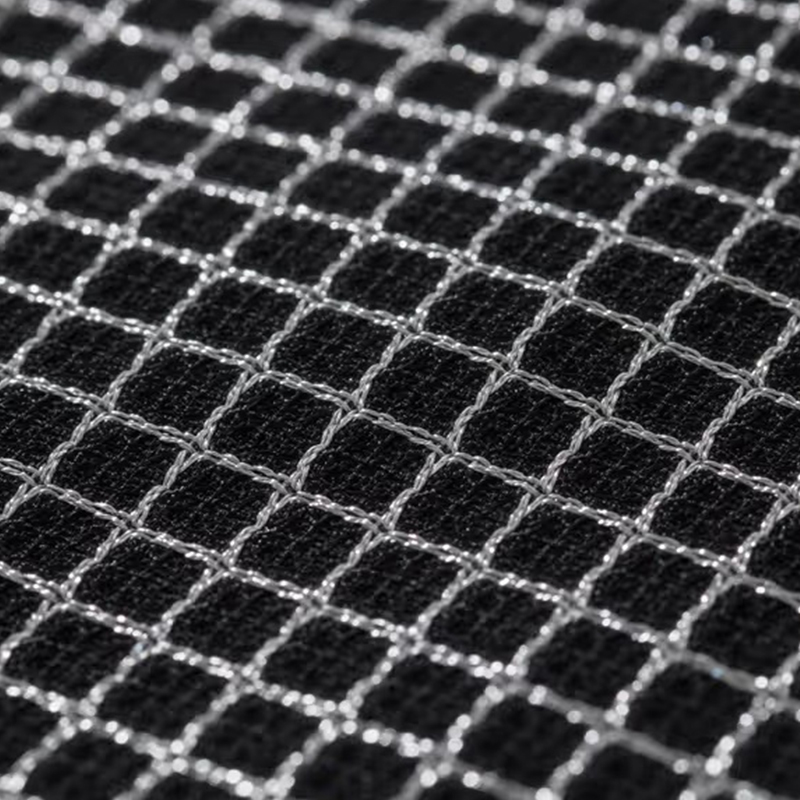 Atmungsaktives Birdseye-Gewebe aus Polyestergarn und Seide